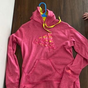 It’s a super comfy sweatshirt! I loved this. I just don’t wear it anymore